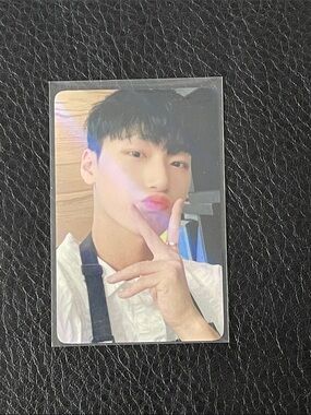 ATEEZ San THE WORLD EP.1 MOVEMENT Makestar Fansign Event Holographic Photocard